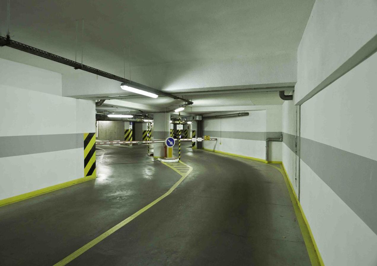 Lucka Superior Z Tarasem Apartment Varşovia Exterior foto